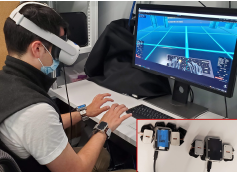 Optimizing the Timing of Intelligent Suggestion in Virtual Reality